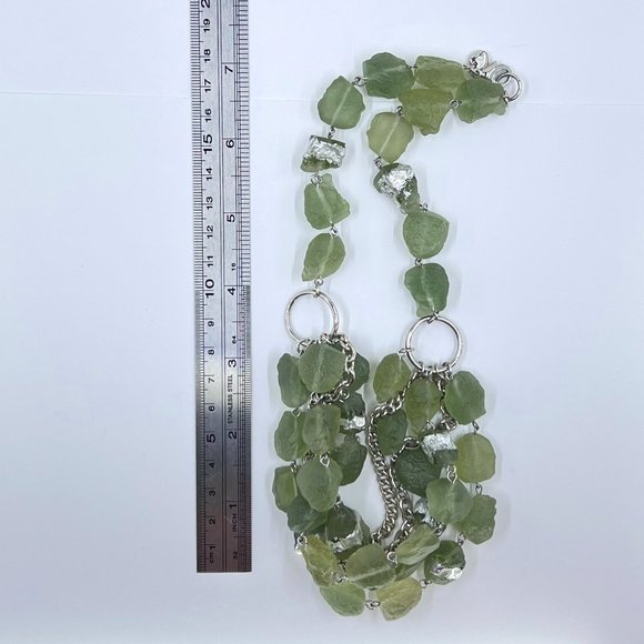 NWOT – Loft – Green Faux Stone Chunky Bib Style Silver Tone 18” Necklace - Picture 7 of 7